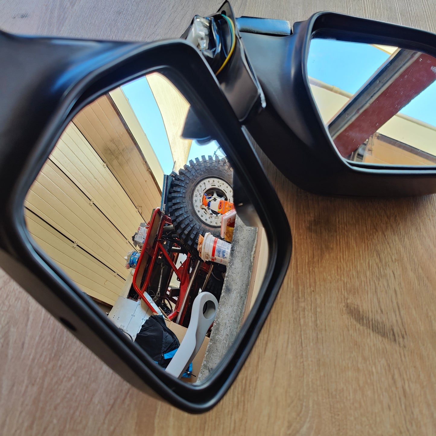 Side Mirrors (Non-OEM) – Toyota Land Cruiser HDJ80 / 80-Series (1990–1997)